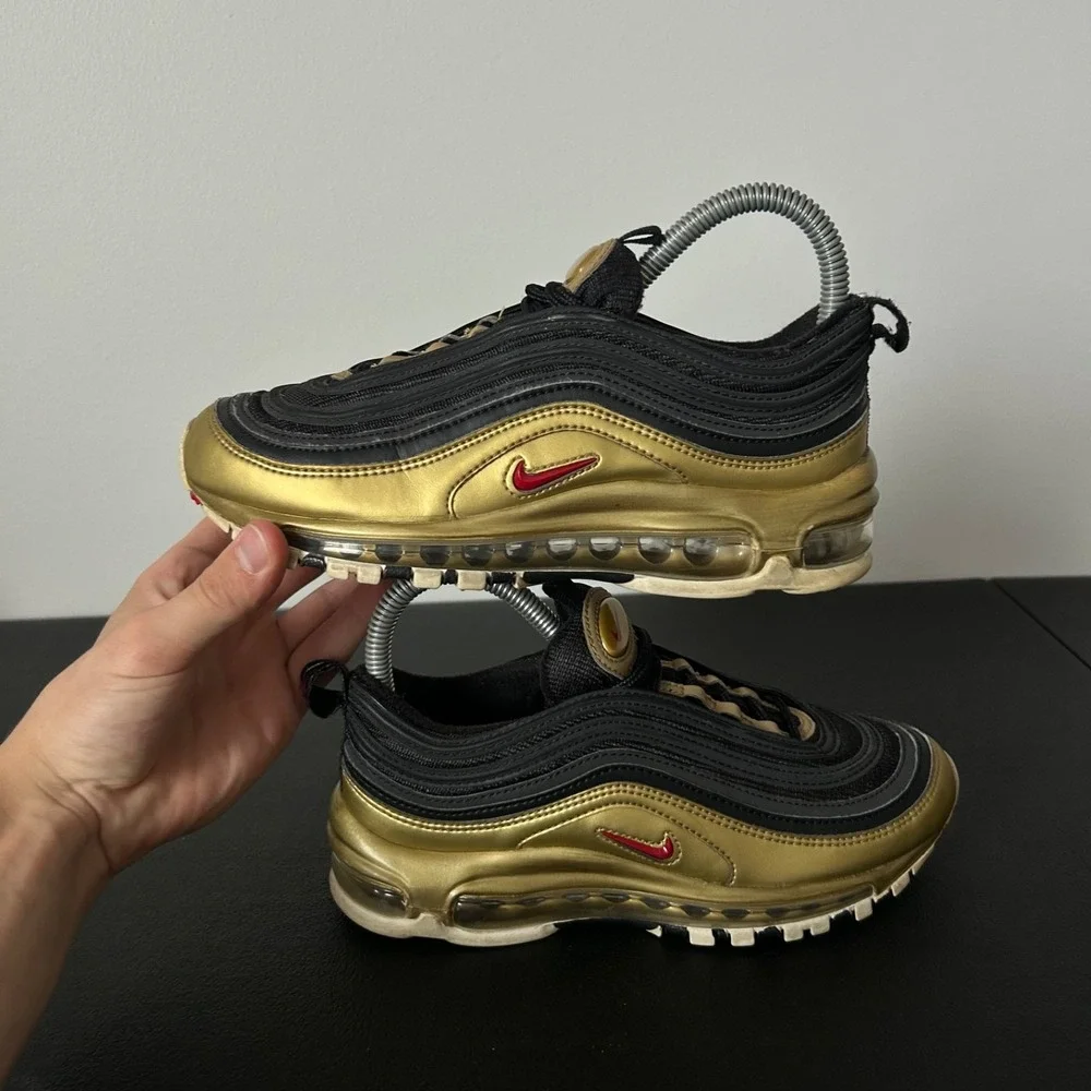Nike Air Max 97 QS Metallic Gold Black 2018 Sneakers Size 5 Womens 6.5 AT5458002
